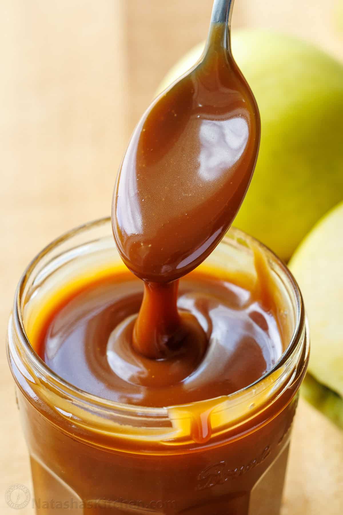 Achieve Silky Caramel Sauce: Easy Recipe in Just 15 Minutes